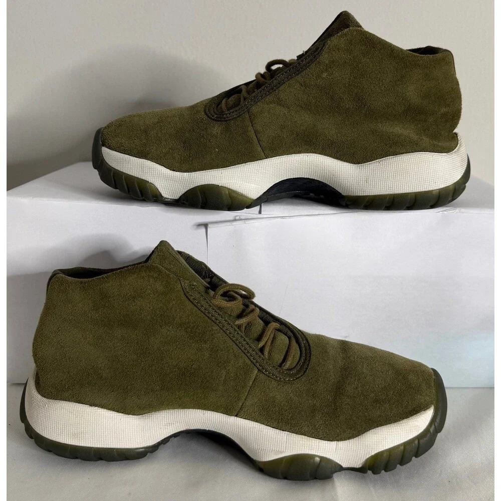 Nike Air Jordan Future Womens Size 7 Olive Canvas AR0726 300